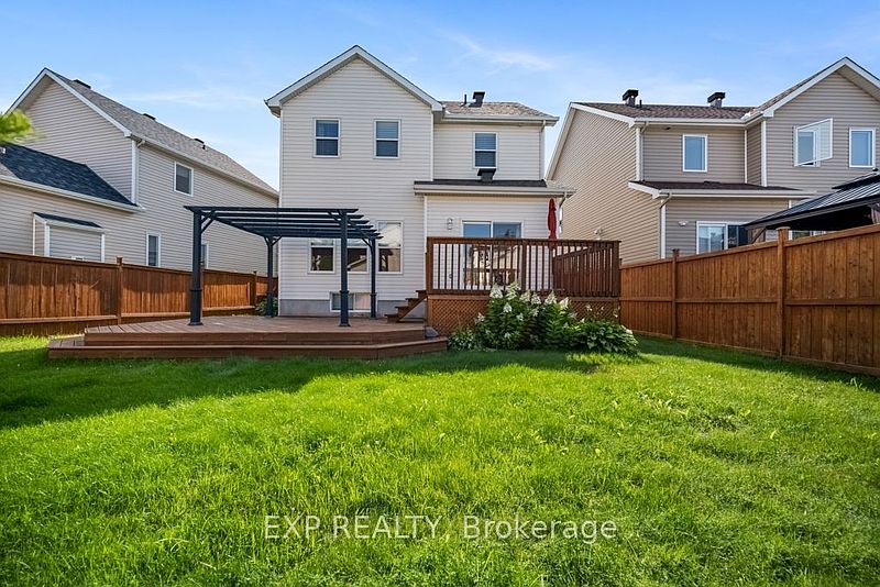 Ottawa House for rent - 4 Bedrooms — photo 33