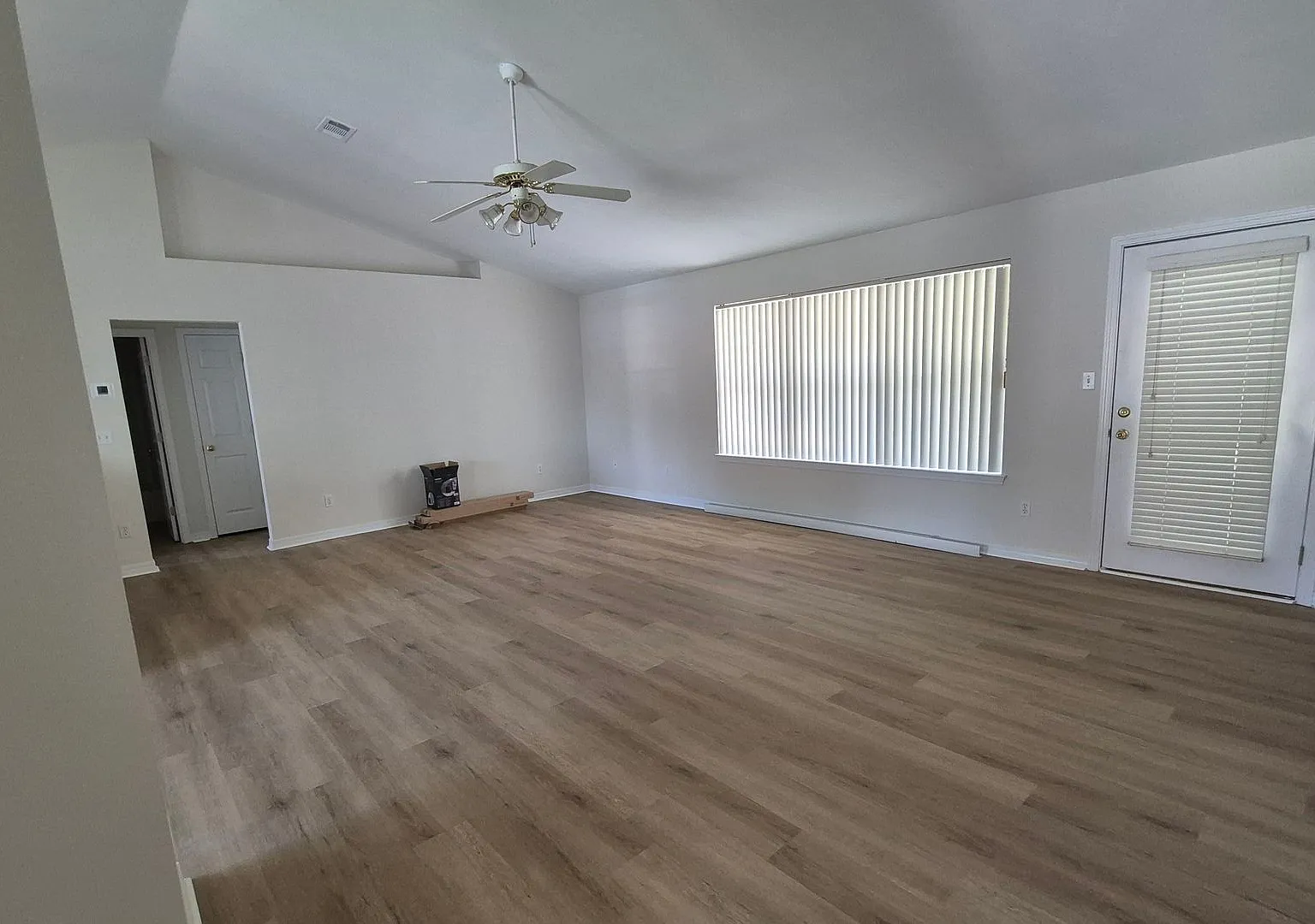 Welcome to Chimey Pines, where your dream home awaits! — Photo 2