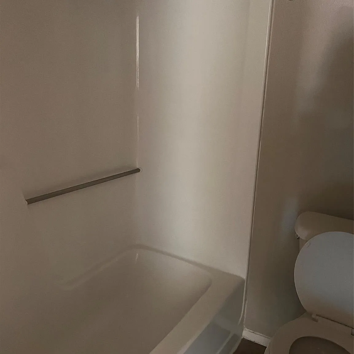 2 bed, 2.0 bath, 1096 sqft, $1,350 — Photo 2