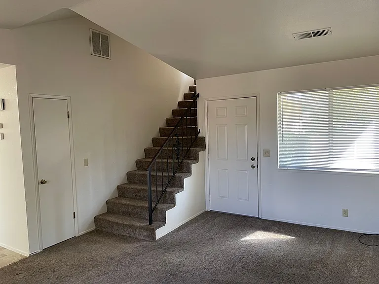 1057 Diablo Ave — Photo 15
