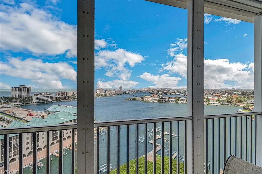 3 bed, 3.0 bath, 1760 sqft, $7,950 — Photo 1