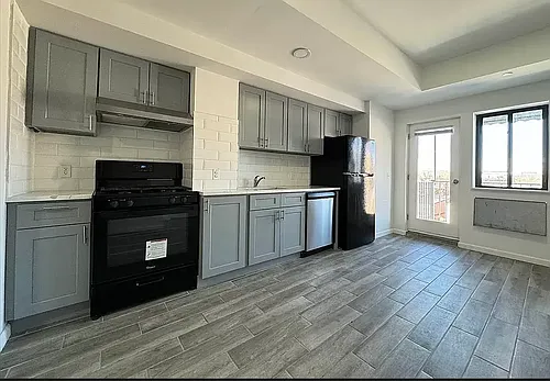14-43 31st Ave #4B Photo 1 14-43 31st Ave #4B Photo 1