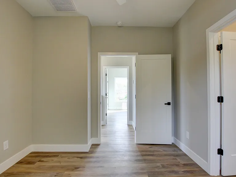 226 3rd St #226 — Photo 22