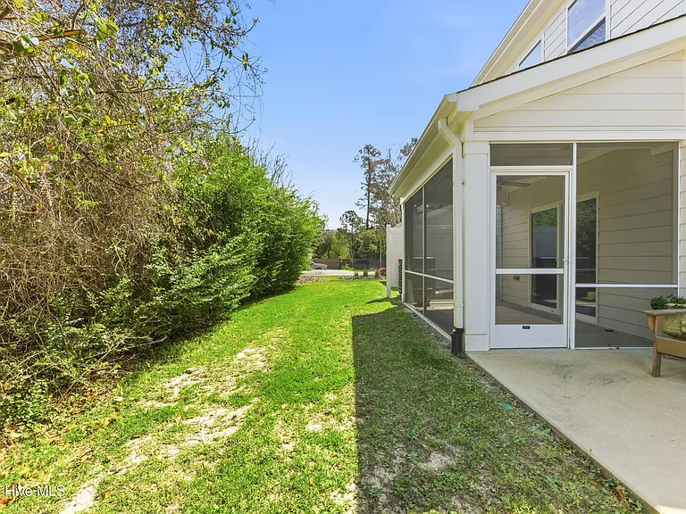 4406 Finch Ln — Photo 35