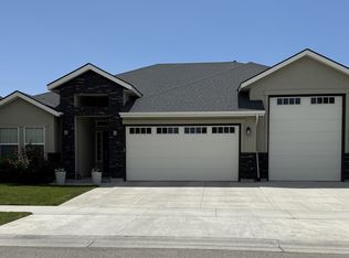 10821 W Mossywood Dr, Boise, ID 83709