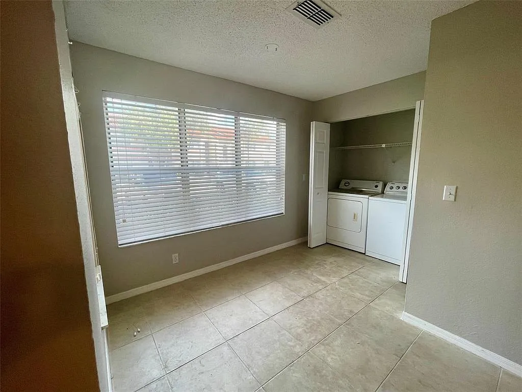 1 bed, 1.0 bath, 712 sqft, $1,725 — Photo 4