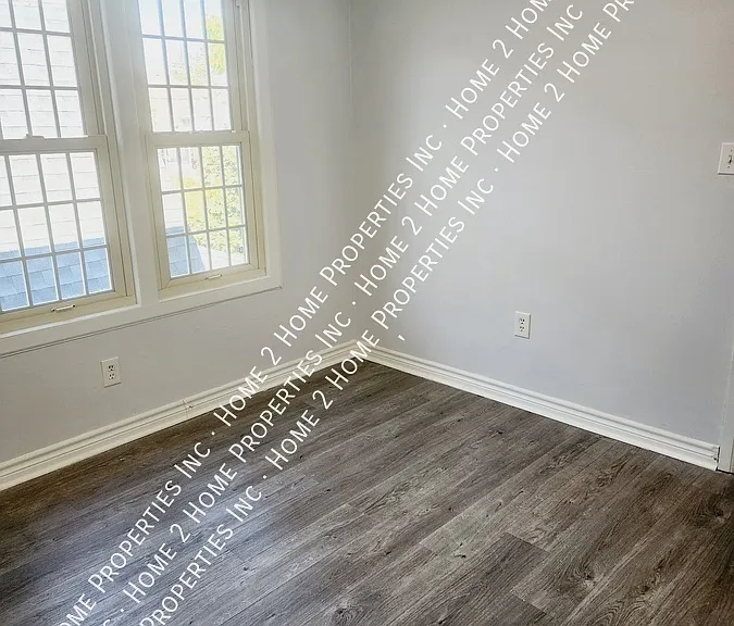 1107 Pierre Ave #3 — Photo 4