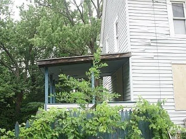 1214 Moore St, Akron, OH 44301