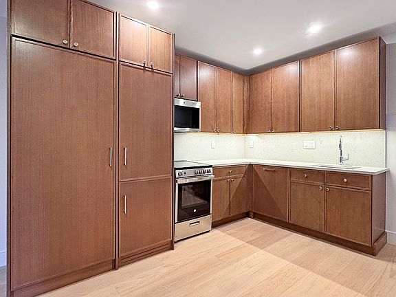 3rd image of 156 2nd Ave APT 2a