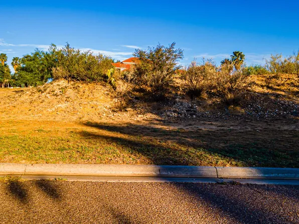 109 Mockingbird Ct, Laredo, TX 78045