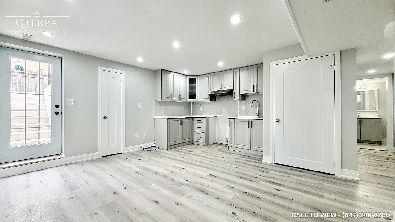 2 bed, 800 sqft, $1,895 — Photo 1