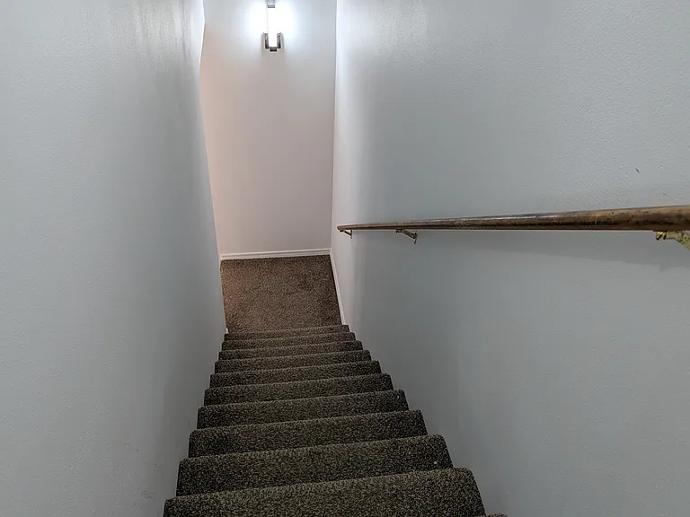553 Compass Ct NE #C — Photo 10