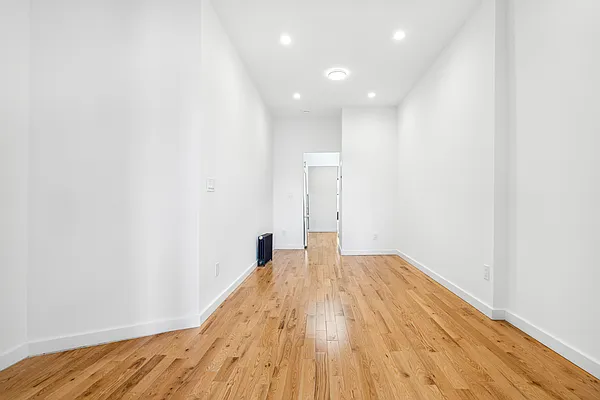 Rented by Freestone Property Group | media 6