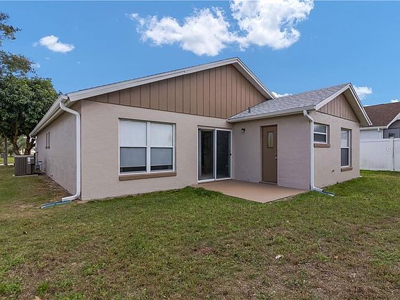 4th image of 7817 Turkey Oak Ln