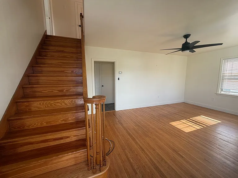 5 E Walnut St — Photo 15