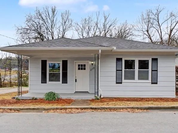 210 Merritts Ave, Cedartown, GA 30125