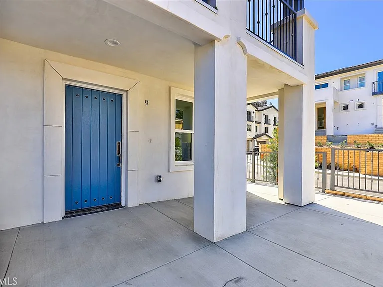 1 Spyglass Ave — Photo 5