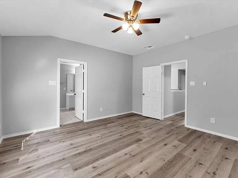 16007 Sandy Path Ln — Photo 15