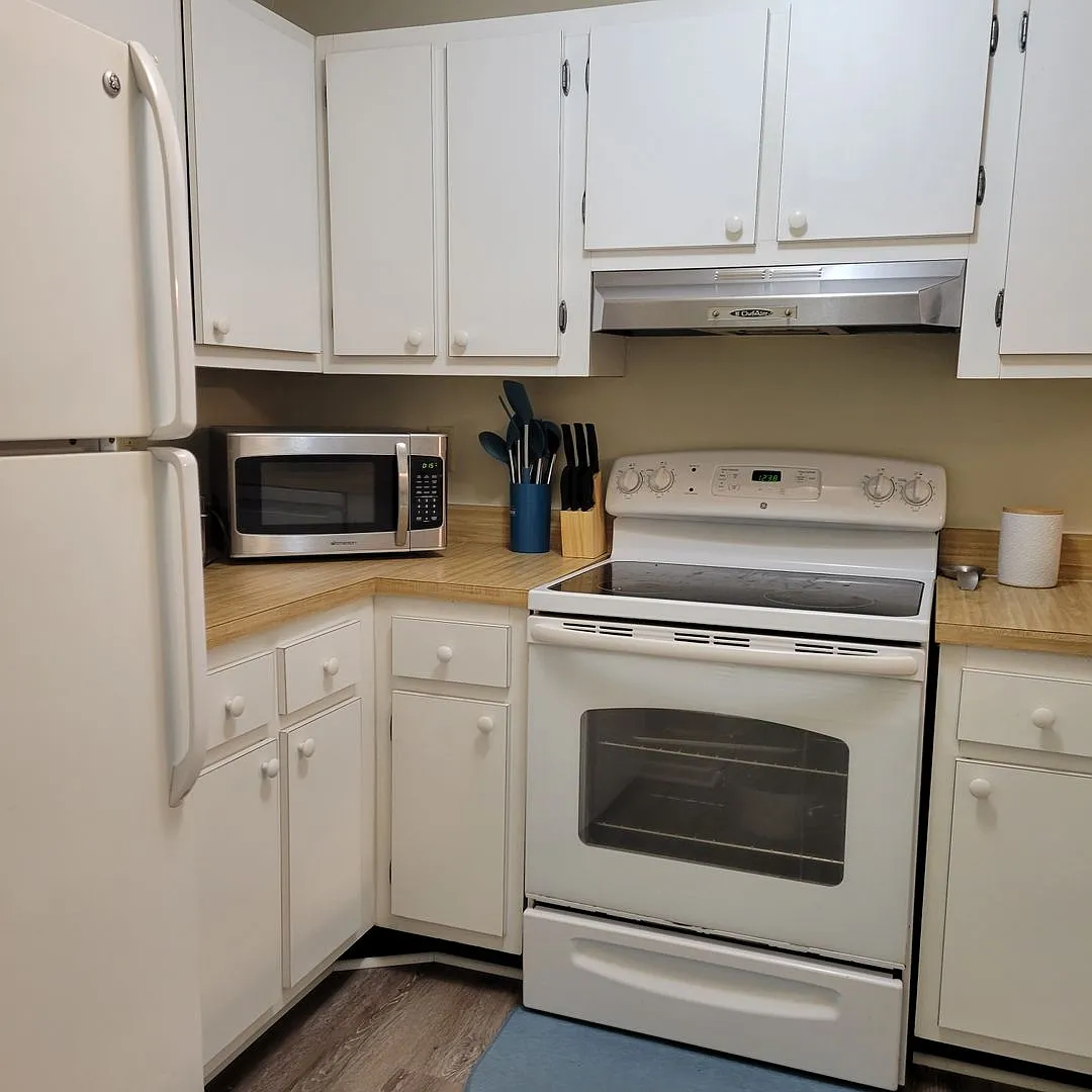 Seasonal/short term 2/2 ground floor condo downtown Sarasota. — Photo 3