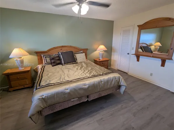 4047 NW 16th St #403, Lauderhill, FL 33313