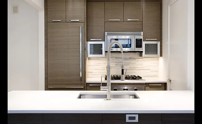 Rented by Douglas Elliman | media 16