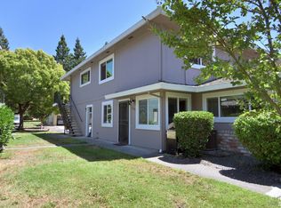 2642 Coffey Ln, Santa Rosa, CA 95403