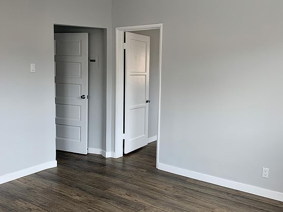 5th image of 5013 Rosewood Ave #3