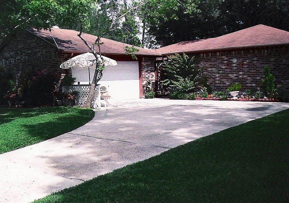 2nd image of 5715 Walnutgate Dr