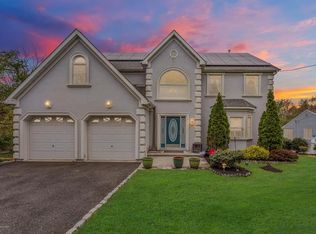 559 Wayside Rd, Neptune, NJ 07753