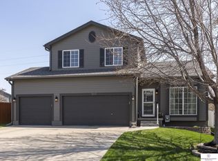 18811 P St, Omaha, NE 68135