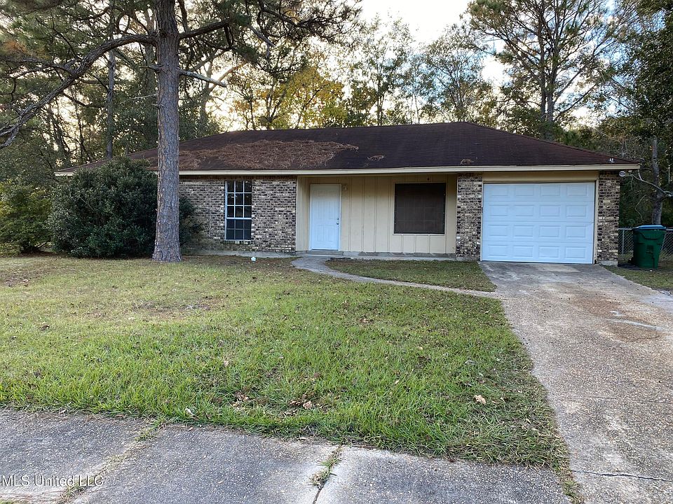 1st image of 2307 Calle De Soto St