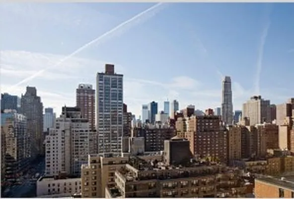 Sold by Avenue Real Estate | media 3