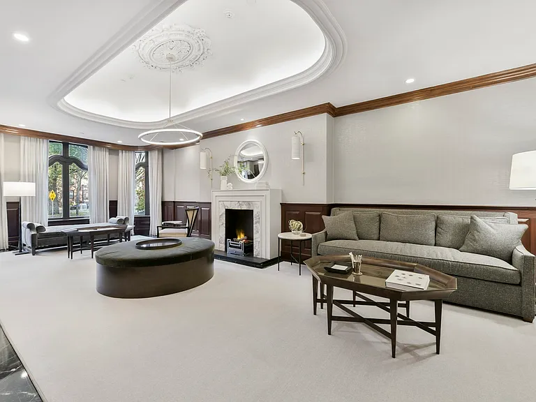 390 Commonwealth Ave — Photo 20