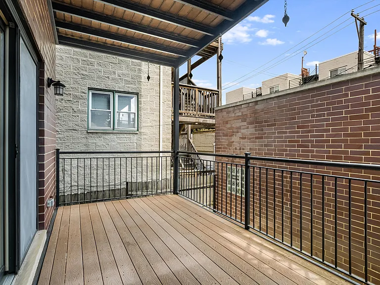 1261-63 N. Honore St. — Photo 12