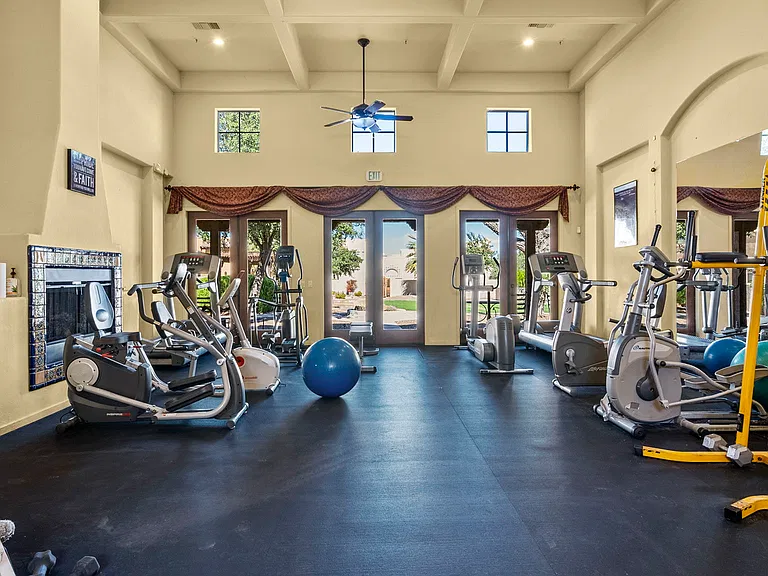 1601 Golden Gate Way — Photo 30