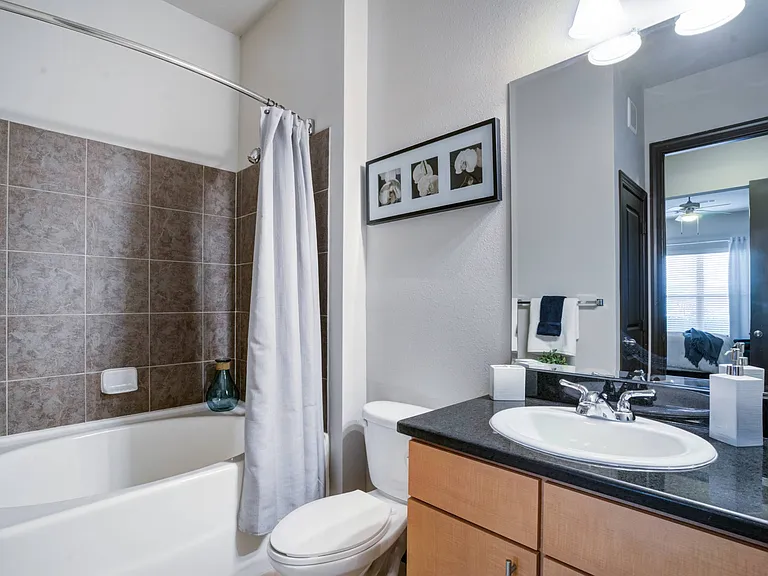 Millennium Westshore — Photo 37