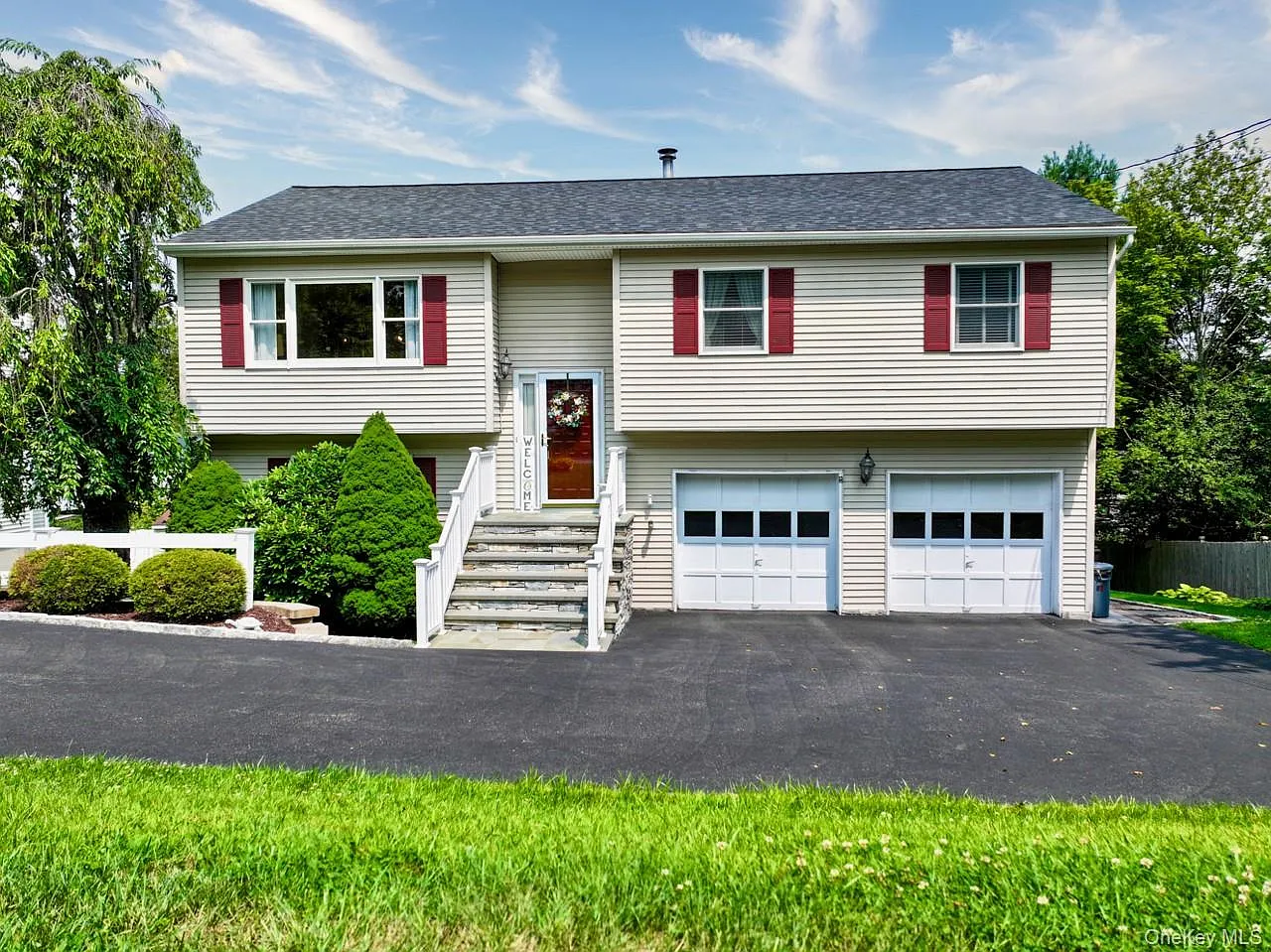 14 Willard Place photo 1
