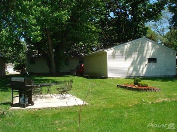 Large Garage and Backyard