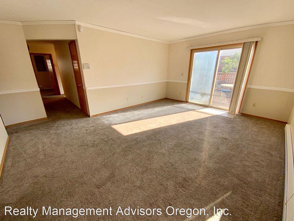 1st image of 1517 NE 22nd Ave #10461586