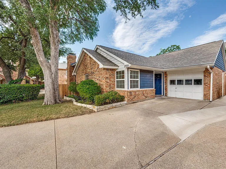 2759 Harbinger Ln — Photo 1
