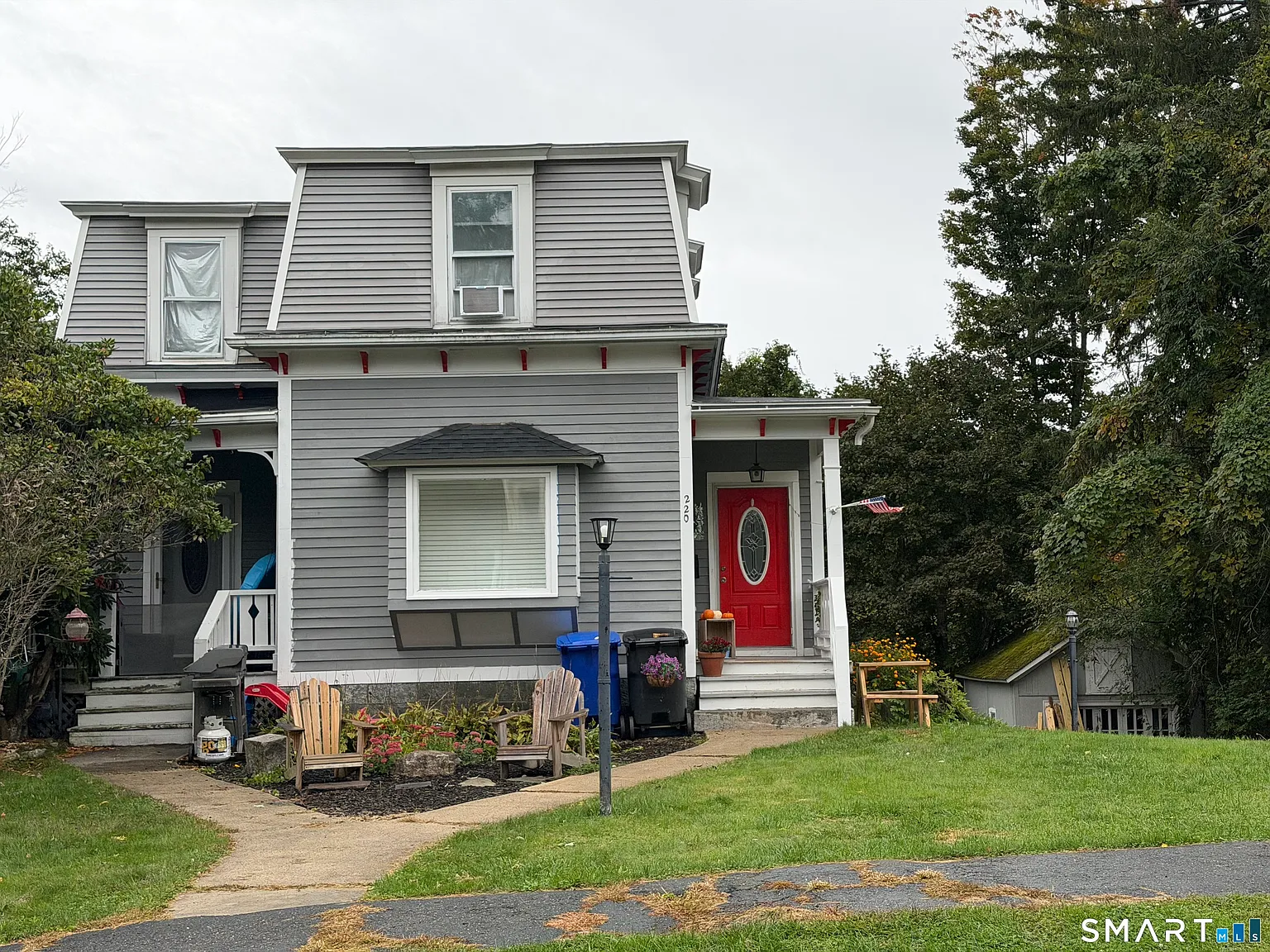 3 bed, 1.5 bath, 1654 sqft, $2,250 — Photo 1