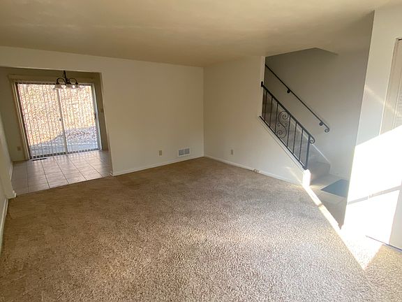 2nd image of 144 Parker St