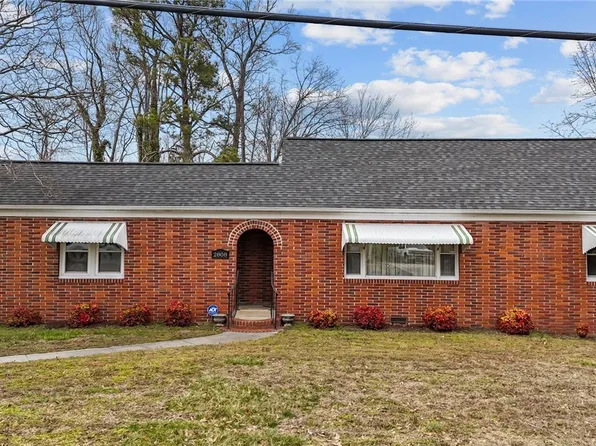 2808 Milhorn St, South Chesterfield, VA 23834