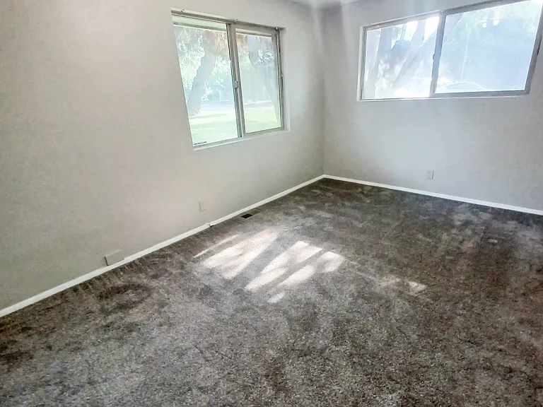 Magnolia Apartments — Photo 17