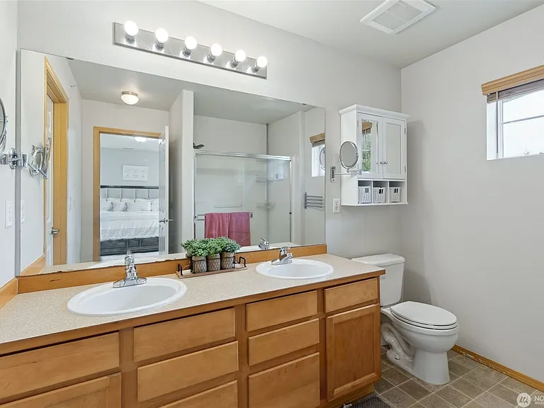 2696 Erwin Ave #1 — Photo 14