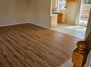 252 16th Pl #C, Costa Mesa, CA 92627