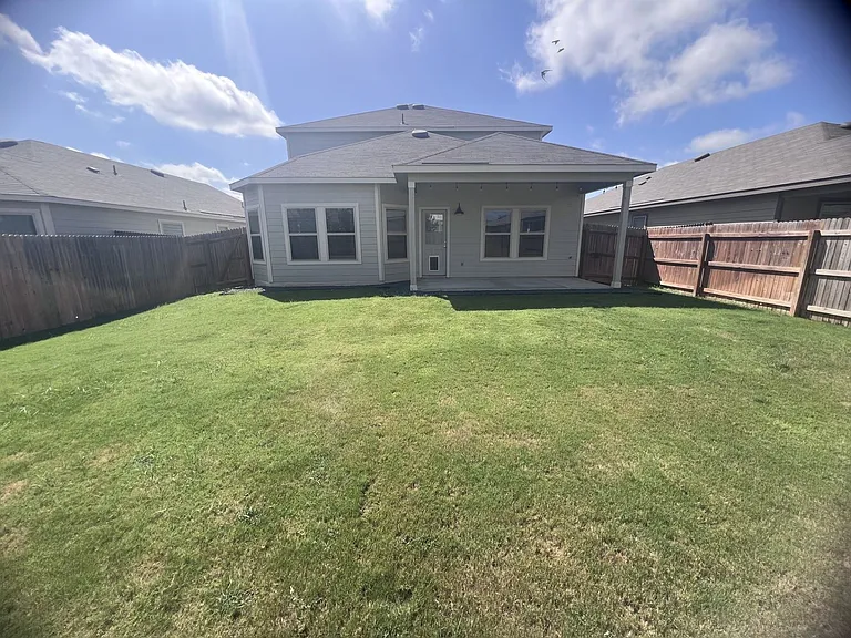 3237 Hyacinth — Photo 34