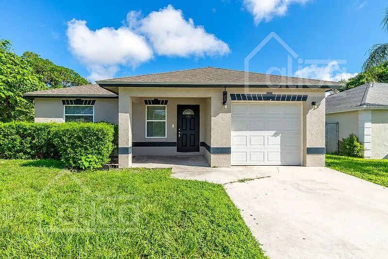 3 bed, 2.0 bath, 1572 sqft, $2,810 — Photo 4