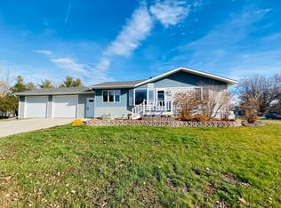 909 11th Ave, Britton, SD 57430