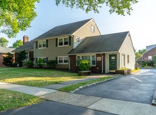 1711 N Wood Ave, Linden, NJ 07036
